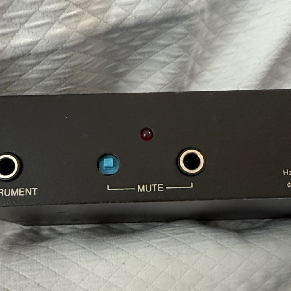 Sabine Black RT 1600 Rack Tuner - Picture 3 of 13